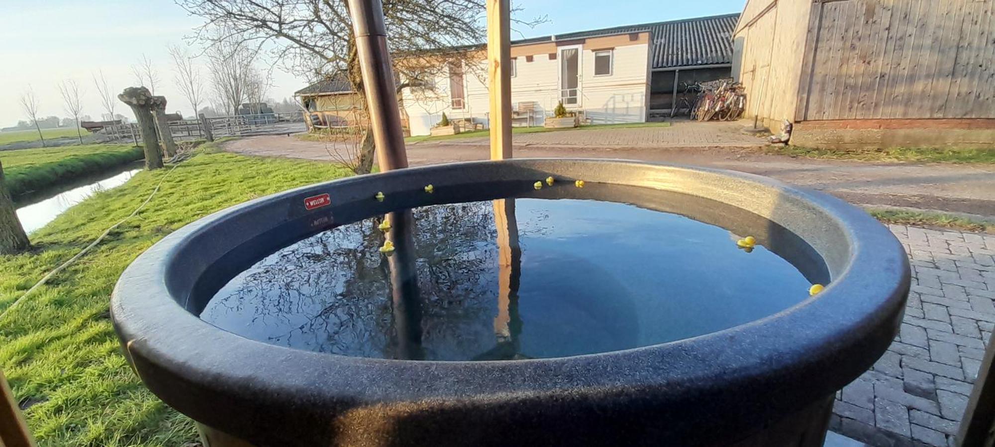 Stacaravan Op De Paardenboerderij Sneek Extérieur photo